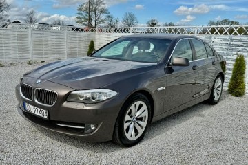 BMW Seria 5 523i Touring Sport-Aut