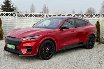 Ford Mustang Mach-E AWD GT